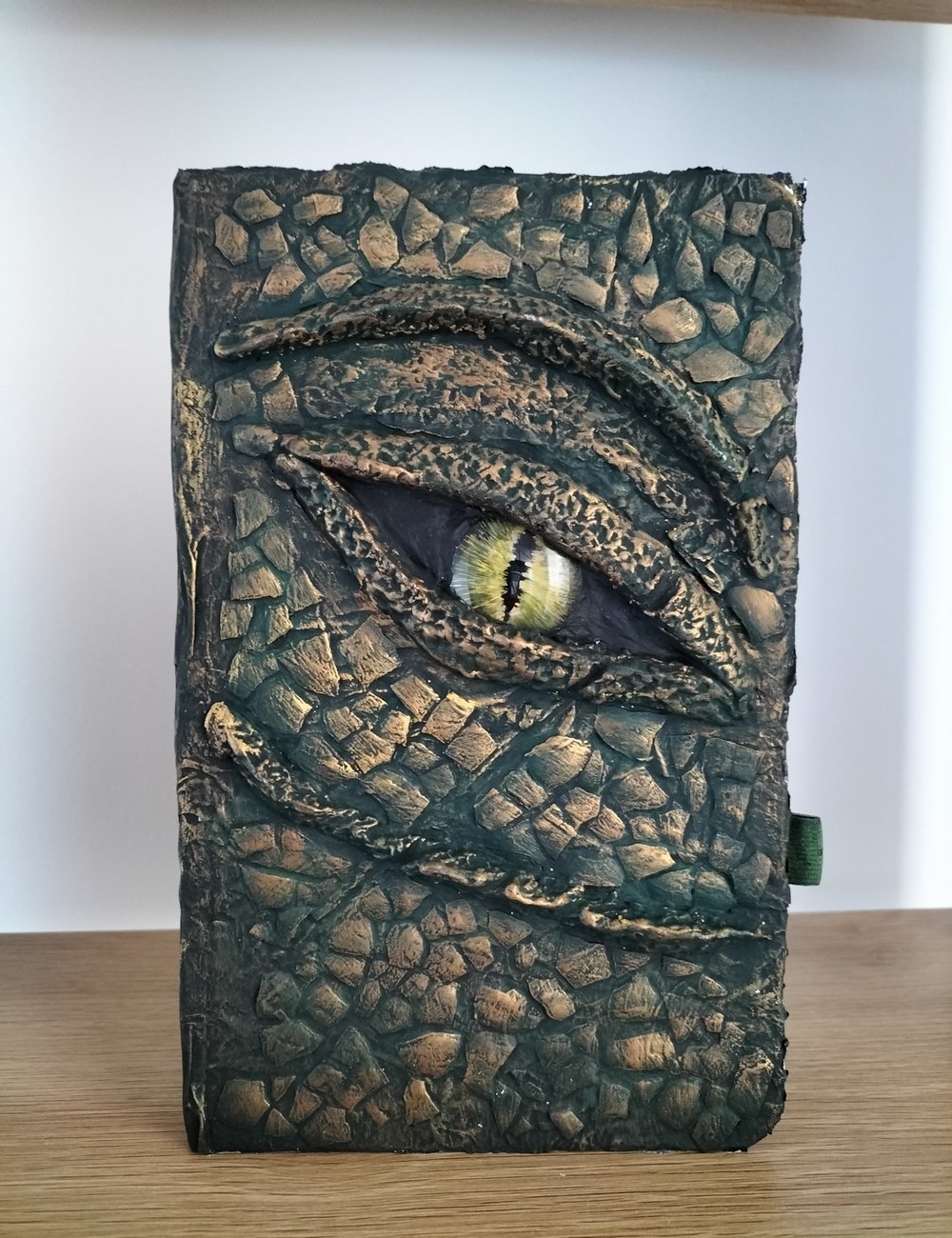 Couverture carnet dragon vert et or